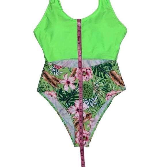 NEW Onepiece Swimsuit - Picture 5 of 7